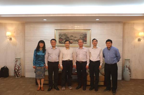 http://news.zstu.edu.cn/__local/B/20/22/31F3D6A8394802B1A6553CBA446_1A6A0CC6_11404.jpg
